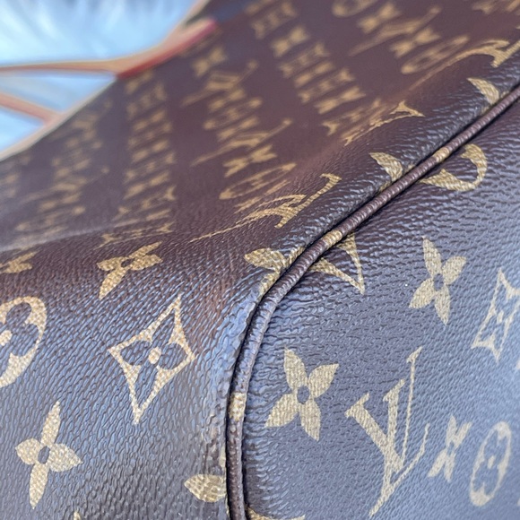 🛍SOLD🛍 Authentic Louis Vuitton Neverfull MM - Picture 3 of 13